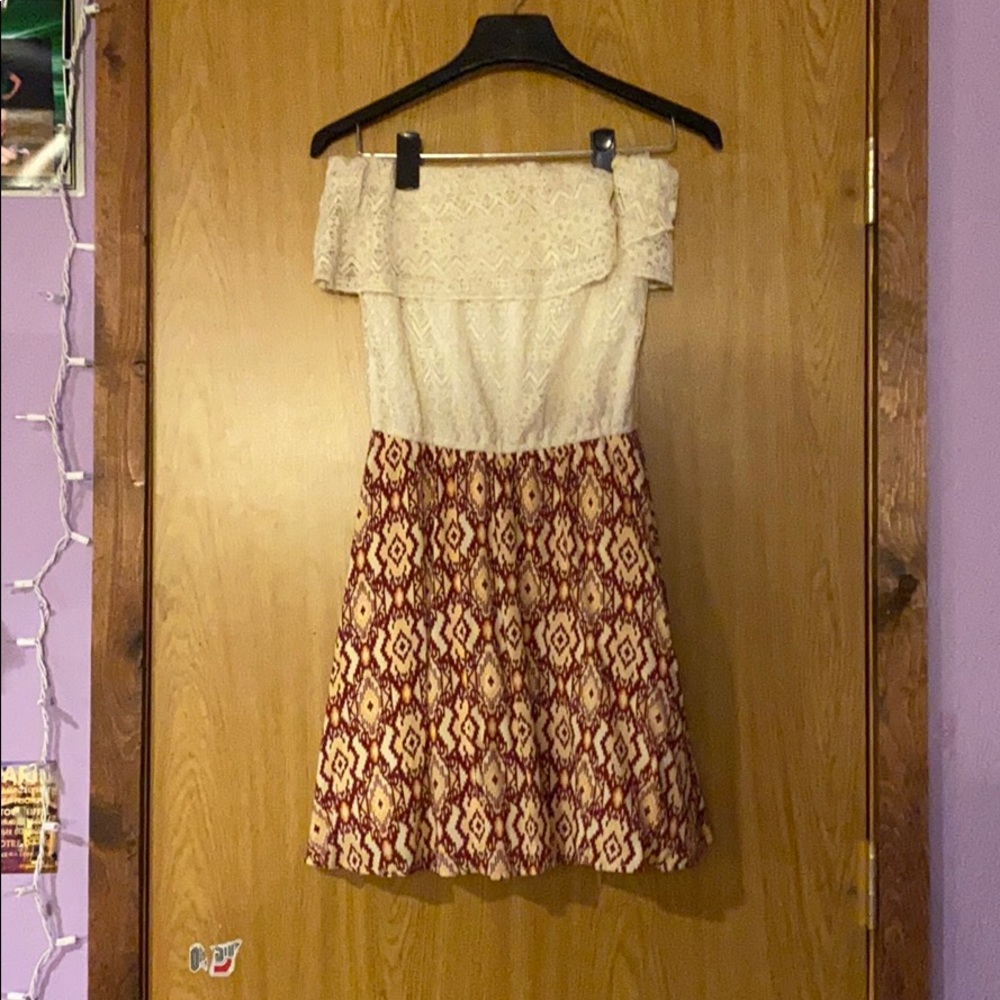 strapless dress